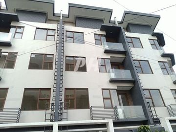 PH1094 Spacious Townhouse For Sale In Teacher's Village Near