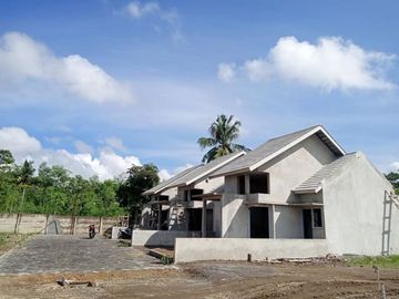 House in Grand Batujai Residence - Praya Barat - Central Lombok