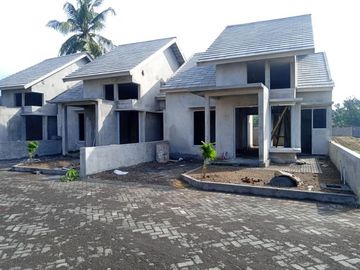 House in Grand Batujai Residence - Praya Barat - Central Lombok
