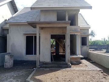House in Grand Batujai Residence - Praya Barat - Central Lombok