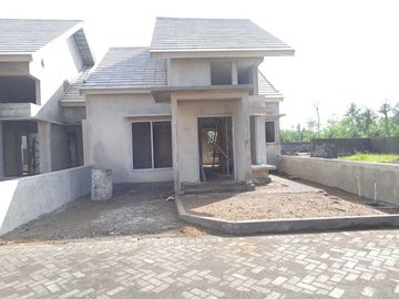 House in Grand Batujai Residence - Praya Barat - Central Lombok
