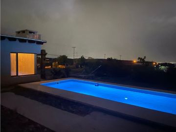VENDO CASA QUINTA - QUINCHO- PILETA - DEPOSITO TALLER LUJAN DE CUYO