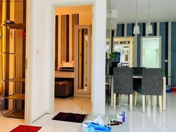 Apt. East Cost Topaz 3BR Full Furnished Hadap utara