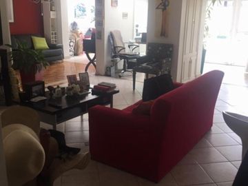 EXCELENTE Departamento TIPO CASA  UNICO