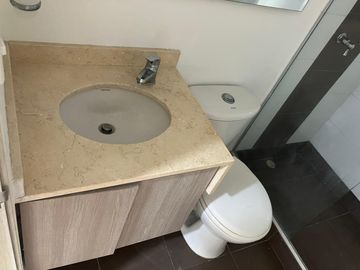 apartamento en venta en paraíso. Cod V104689