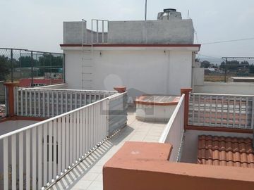 Casa sola en venta en Santiago Cuautlalpan / Texcoco (México)