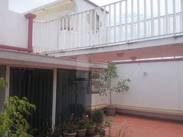 Casa sola en venta en Santiago Cuautlalpan / Texcoco (México)