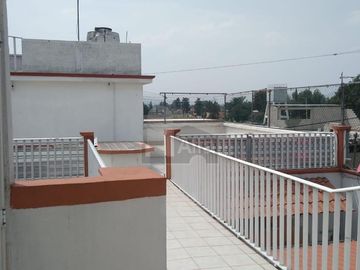 Casa sola en venta en Santiago Cuautlalpan / Texcoco (México)