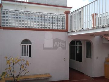 Casa sola en venta en Santiago Cuautlalpan / Texcoco (México)