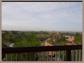 RUMAH DAGO PAKAR BANDUNG FULL FURNISHED ADA TAMAN