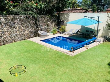 En venta hermosa casa en Avándaro.