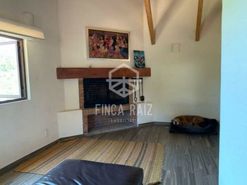 En venta hermosa casa en Avándaro.