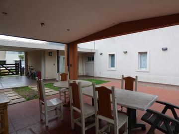 Casa  en venta en Villa Elisa - Barrio Las muñecas- Dacal Bienes Raíces