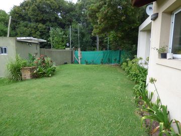 Casa  en venta en Villa Elisa - Barrio Las muñecas- Dacal Bienes Raíces