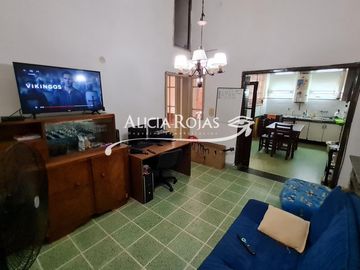 Excelente PH de 2 Ambientes a Cfte E/ind. La Pampa 4800. Villa Urquiza