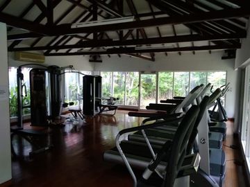 Dijual Apartemen Sudirman Residence – 3+1 BR (Size 236 Sqm) TERMURAH 8 MILYAR SEBELUM TERJUAL – CONTACT: 08777889----