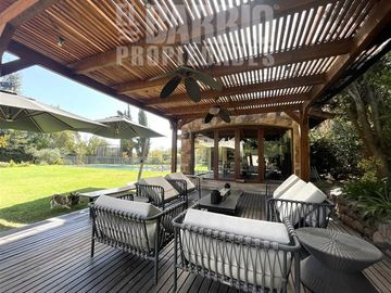 Casa en Venta en Hacienda Chicureo