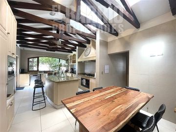 Casa en Venta en Hacienda Chicureo