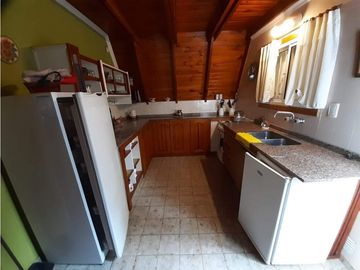 Casa Alpina en venta. Lote esq. de 700m2!!!