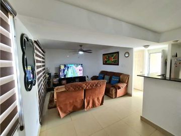 VENDO CASA EN LA CHORRERA BARRIO COLON VILLA REAL 3R