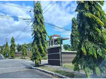 VENDO CASA EN LA CHORRERA BARRIO COLON VILLA REAL 3R