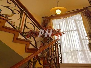 Luxury House and Lot for Sale in Quezon City near Mindanao Ave PH1149