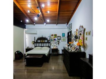 En venta casa y terreno ideal para hostería u hotel