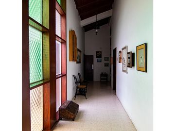 En venta casa y terreno ideal para hostería u hotel