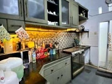 Di Jual Rumah Siap Huni Ada Kolam Renang Dekat LRT