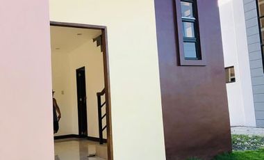Single Houses in a Resort-Style Vista de Bahia Subdivision