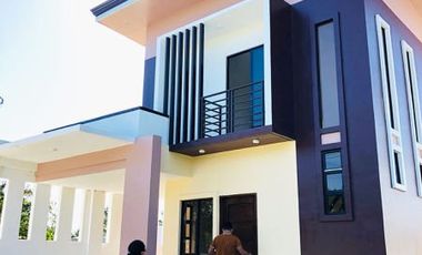 Single Houses in a Resort-Style Vista de Bahia Subdivision