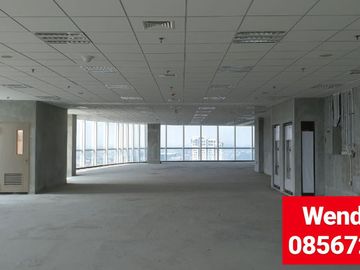 STRATEGIC OFFICE SPACE at MANHATTAN SQUARE 515sqm (DISEWA)