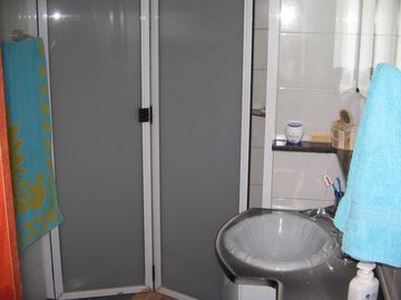 Casa + Depto + Taller en Venta en Merlo Norte