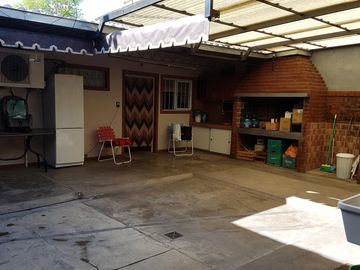 Casa + Depto + Taller en Venta en Merlo Norte