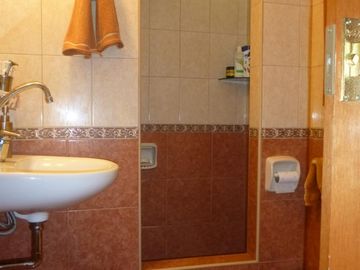 Casa + Depto + Taller en Venta en Merlo Norte