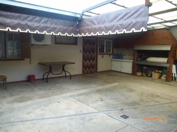 Casa + Depto + Taller en Venta en Merlo Norte