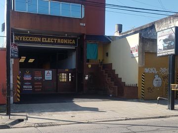 Casa + Depto + Taller en Venta en Merlo Norte