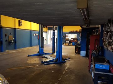 Casa + Depto + Taller en Venta en Merlo Norte