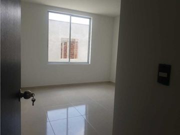CASA CONJUNTO  AVENIDA CENTENARIO
