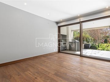 Departamento en venta de 6 dorm. en Las Condes