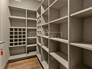 Departamento en venta de 6 dorm. en Las Condes