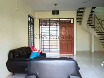 Disewa Rumah Bukit Senyum (Nagoya) Type 172/260 m2 - Batam