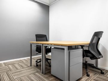Fully serviced private office space for you and your team in Regus WTC 5