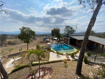 RANCHO EN EXPLOTACIÓN EN EL KM 29 OCOzOCOAUTLA - VILLAFLORES