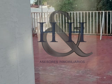 Casa con excelente ubicación