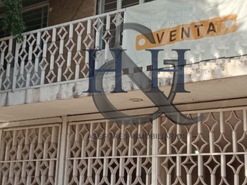 Casa con excelente ubicación