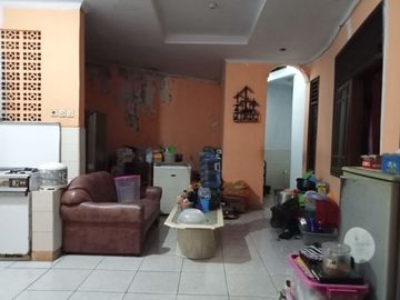 Dijual rumah Depok kokoh dekat alun alun stasiun Tol Cijago