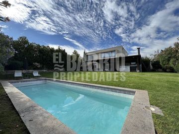 Casa en Venta en Chicureo / Piedra Roja