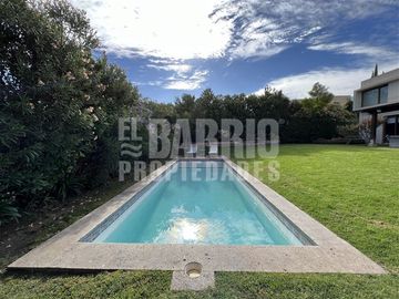 Casa en Venta en Chicureo / Piedra Roja