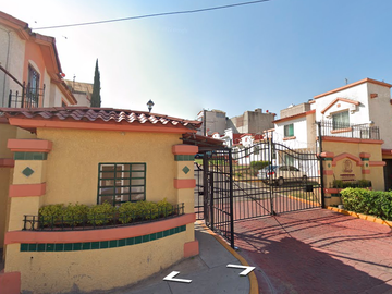 CASA EN VENTA EN FRACC. VILLA DEL REAL, TECÁMAC ESTADO DE MEXICO! - JCH